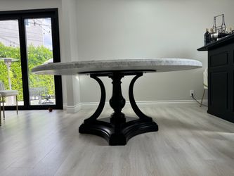 Restoration Hardware (RH) St. James 72” Round Dining Table – Italian Carrara Marble