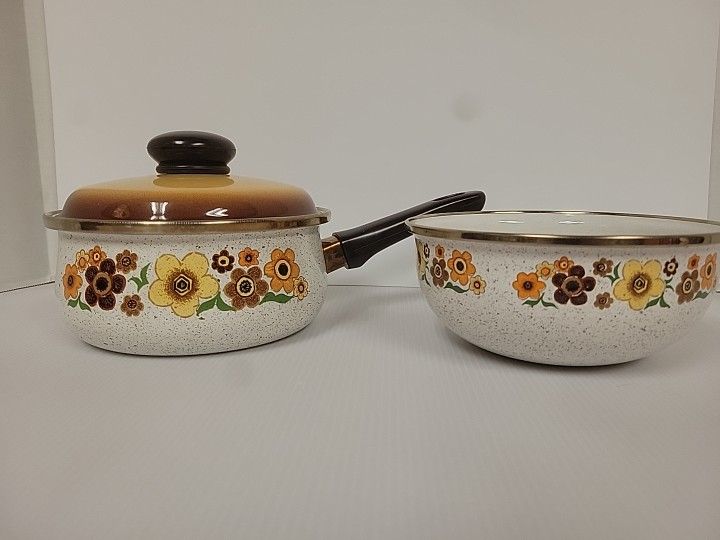 Vintage 70s Crowning Touch Harvest Blossom Cookware Pan w Lid And Mixing Bowl