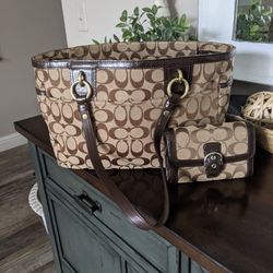 New Coach Purse With Matching Wallet 