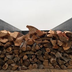 Dry Split Almond Mix Firewood!!!Ready Too Burn Seasoned Wood!!