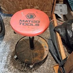 Stool Next