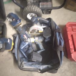 Ryobi 18 Volt Sawzall Drill Two Flashlights