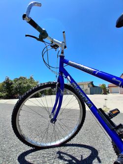 26" Mountain Bike – Blue Step-Through