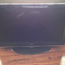 Samsung LCD TV 40 in
