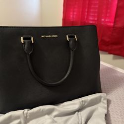 Michael Kors Hand Bag