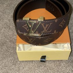 Louis Vuitton Belt- LOOK AT DESCRIPTION!!