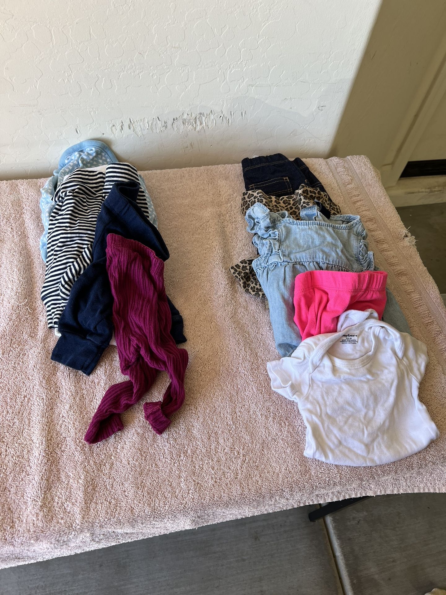 Assorted Baby Girl Clothes. 0-12 Months.