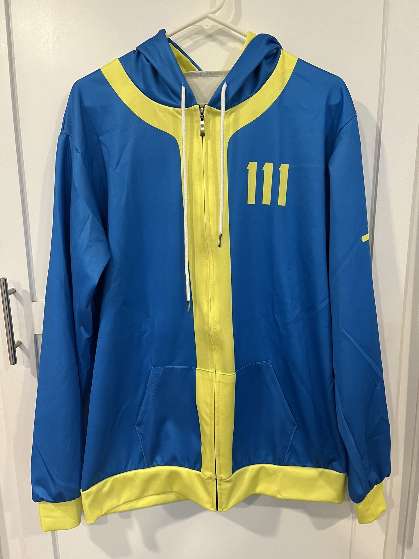Hoodie 111 Hoodie Sweatshirt Women’s Small/Medium