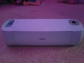 Cricut explore 3 Smart cutting machine