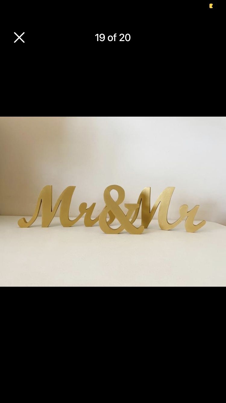 Mr&Mrs Sign