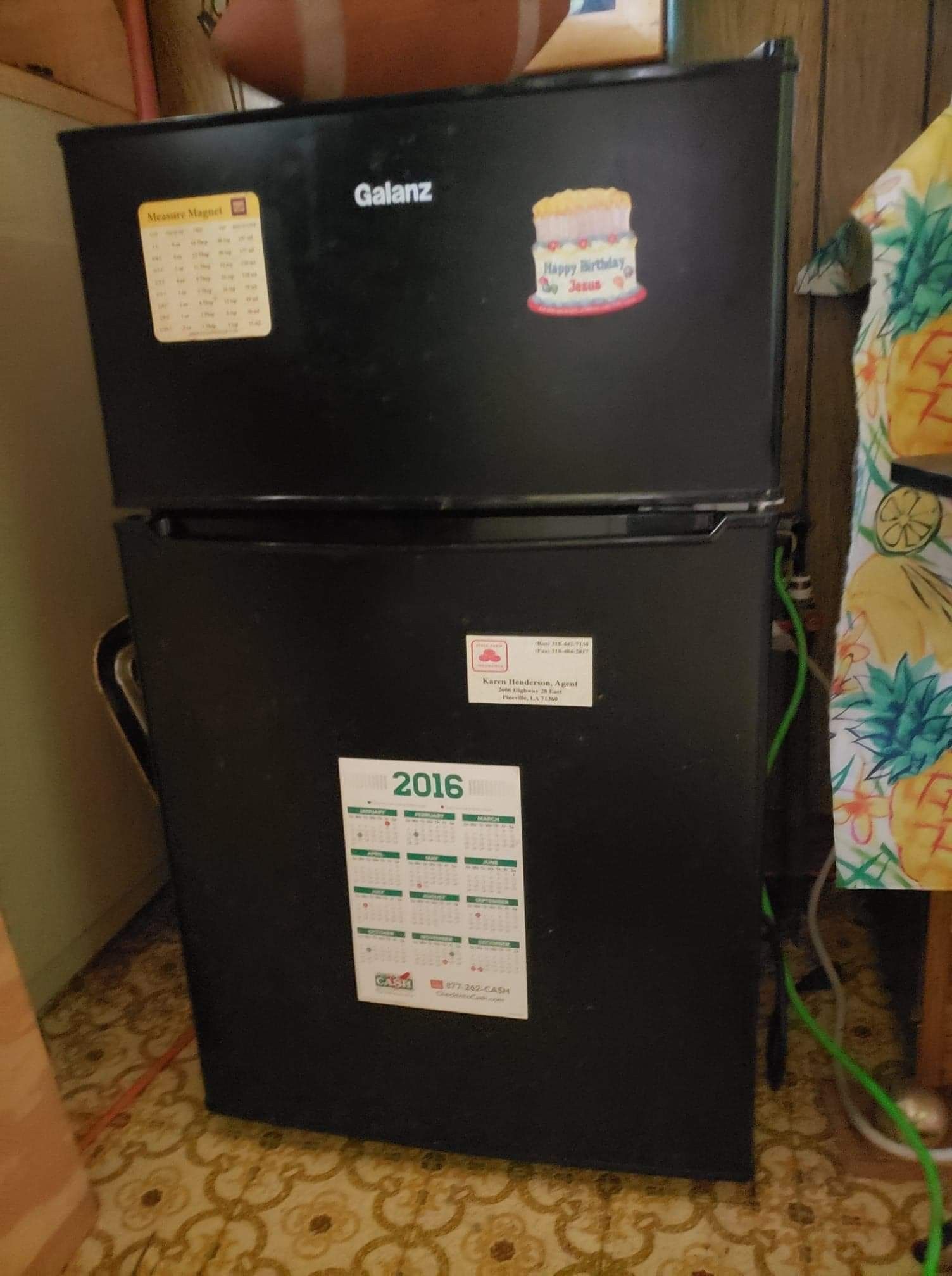 Frigidare 3.5 ft. Refrigerator/freezer