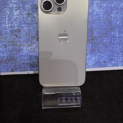 iPhone 15 Pro Max 256GB Unlocked