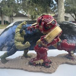 Hulk vs Hulkbuster Kotobukiya Artfx+ Statue 1/10 Scale Avengers Iron Man Marvel