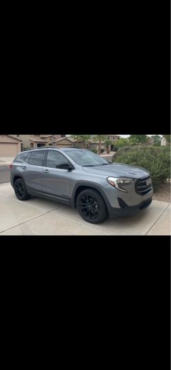 GMC Terrain SUV – Gray with Black Wheels