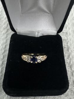 14k Sapphire And Diamonds Ring