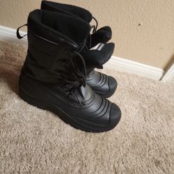 Denail Snow Boots Size 12