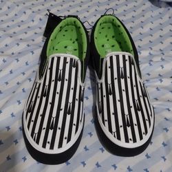 Beetlejuice 👻Shoes Perfect 🕸️ Time For Halloween 🎃