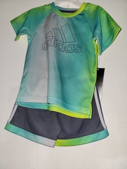 Toddler Adidas Set size 12 month's- NEW
2 piece