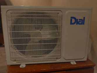 Mini Split _9000 Btu Heater And AC