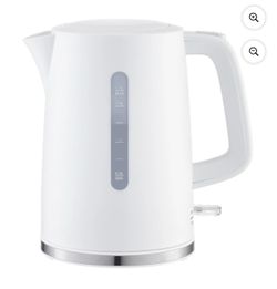 Mainstays 1.7L Electric Kettle with Auto Shut-Off, White