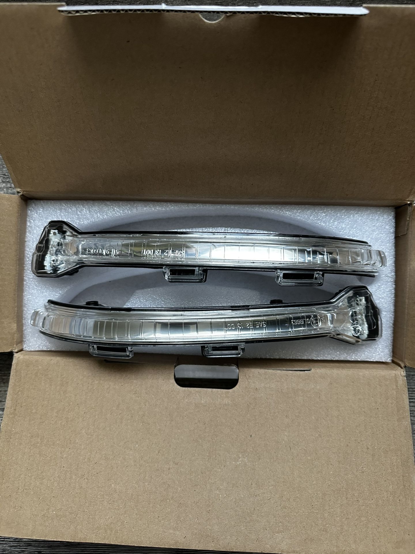 Volkswagen 2015-21 Golf MK7 OEM Mirror Turn Signals