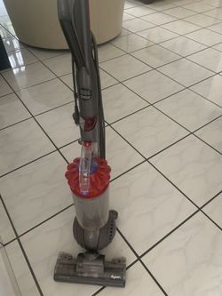 Dyson vacuum working perfect