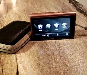 Nikon Cool Pix Camera 5x zoom 10mp