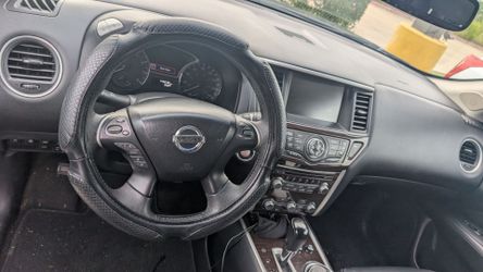 Nissan Pathfinder 2023 4*4