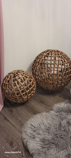 Rattan globes