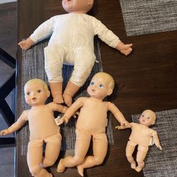 Set Of 4 Baby Dolls 