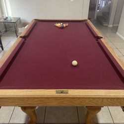8 Ft Buckhorn Pool Table 