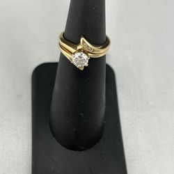 14kt 4.7gr YG Ladies Ring With Czs 