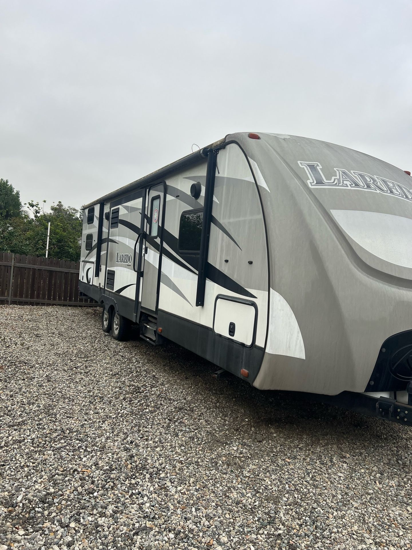 2015 Keystone Laredo M-299 Travel Trailer - Excellent Condition!