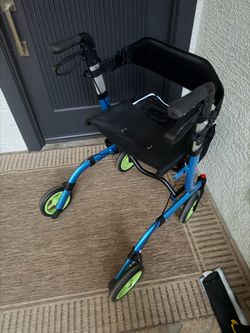 Like New Walker