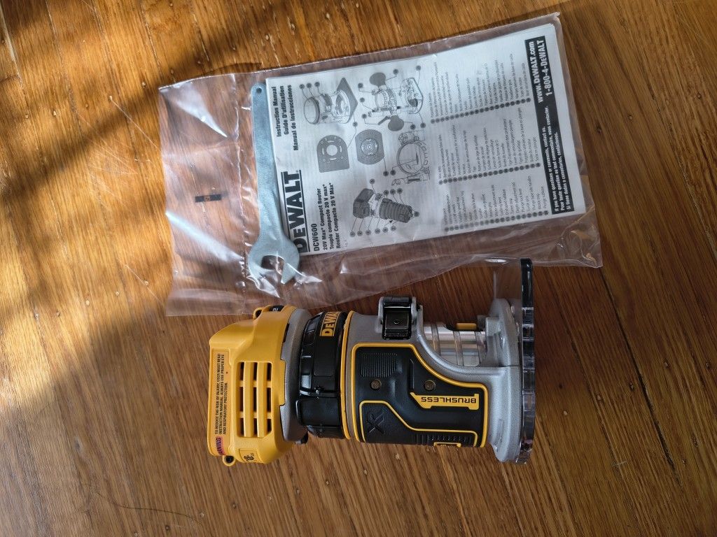 DeWalt XR Cordless Router