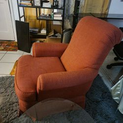 Red Chair MUST GO TODAY