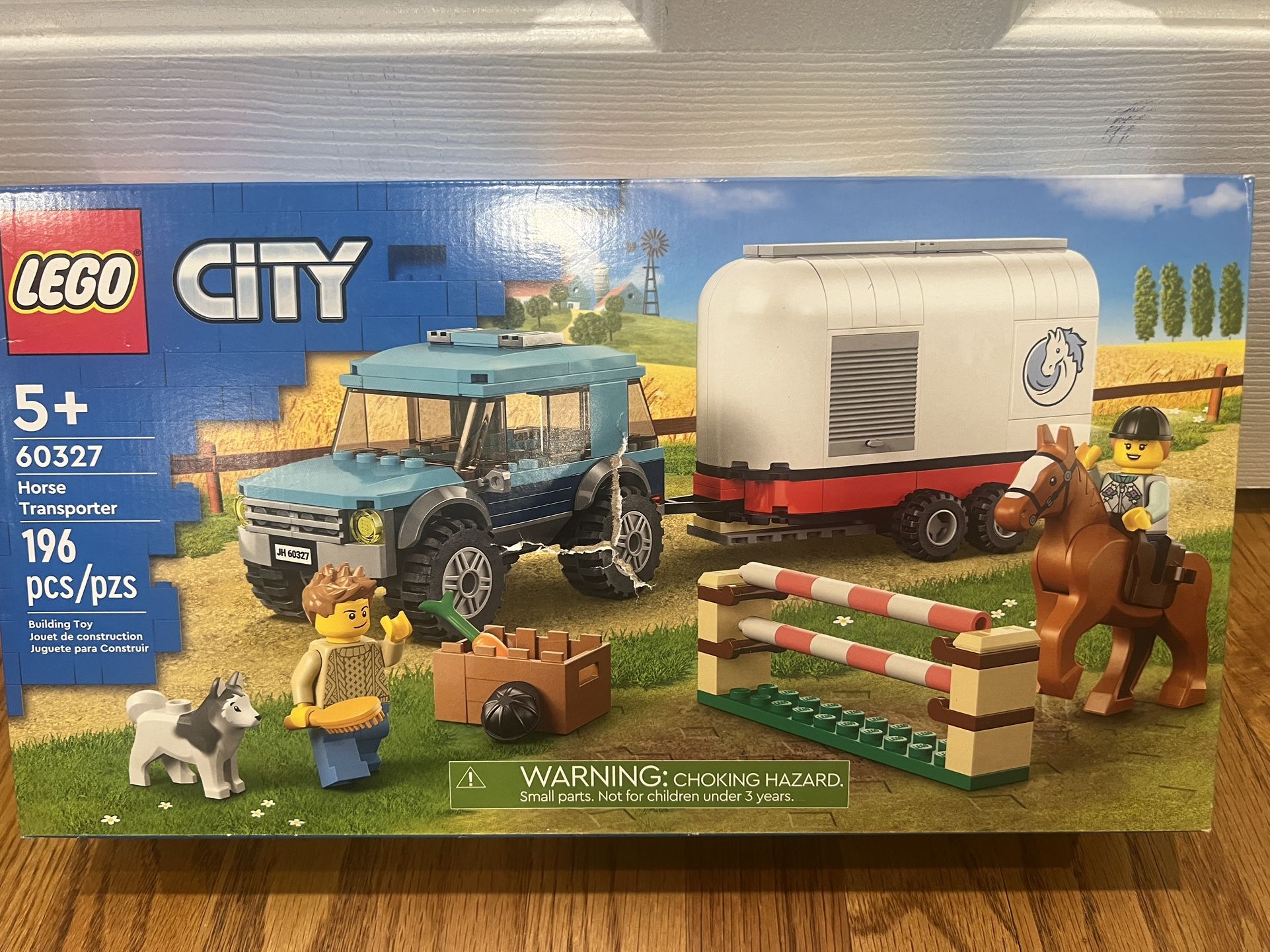 Brand New Lego City Horse Transporter 60327