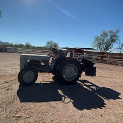 ford ferguson Tractor
