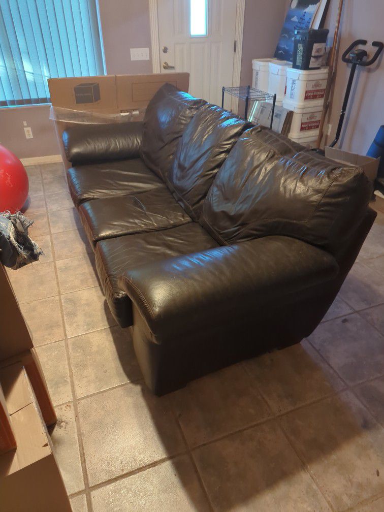 Leather Couch (Brown)