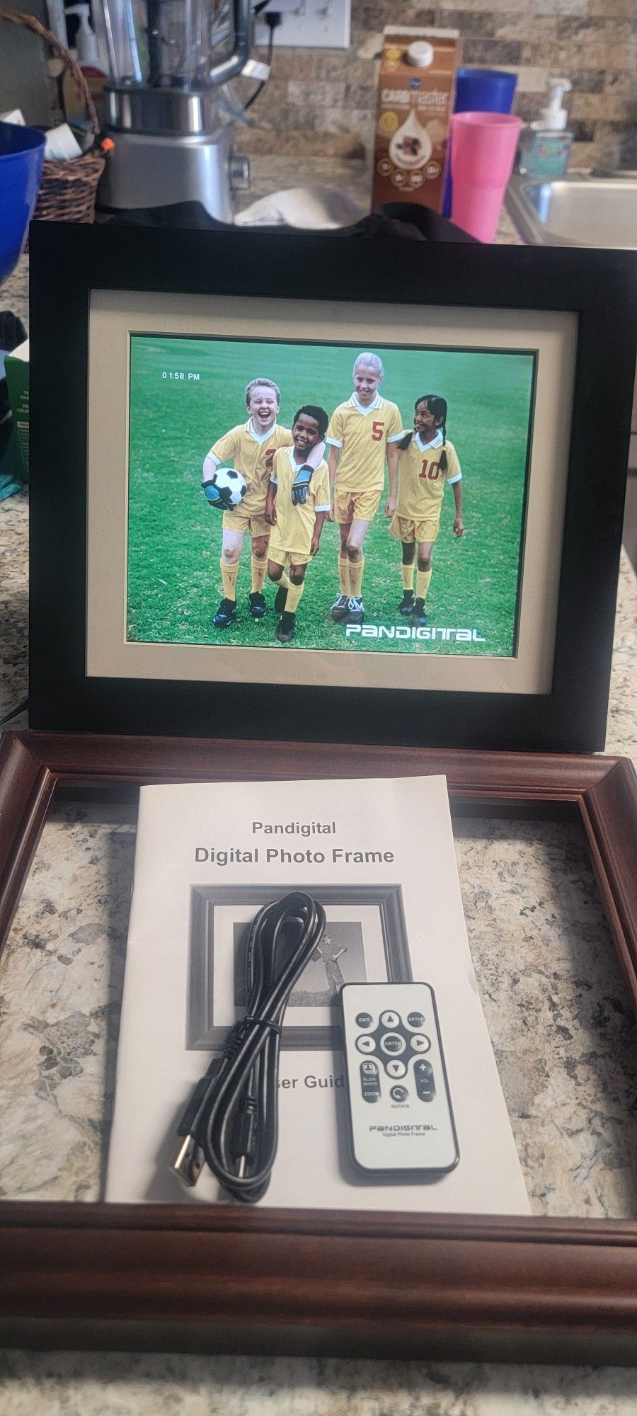 Pandigital Photo Frame
