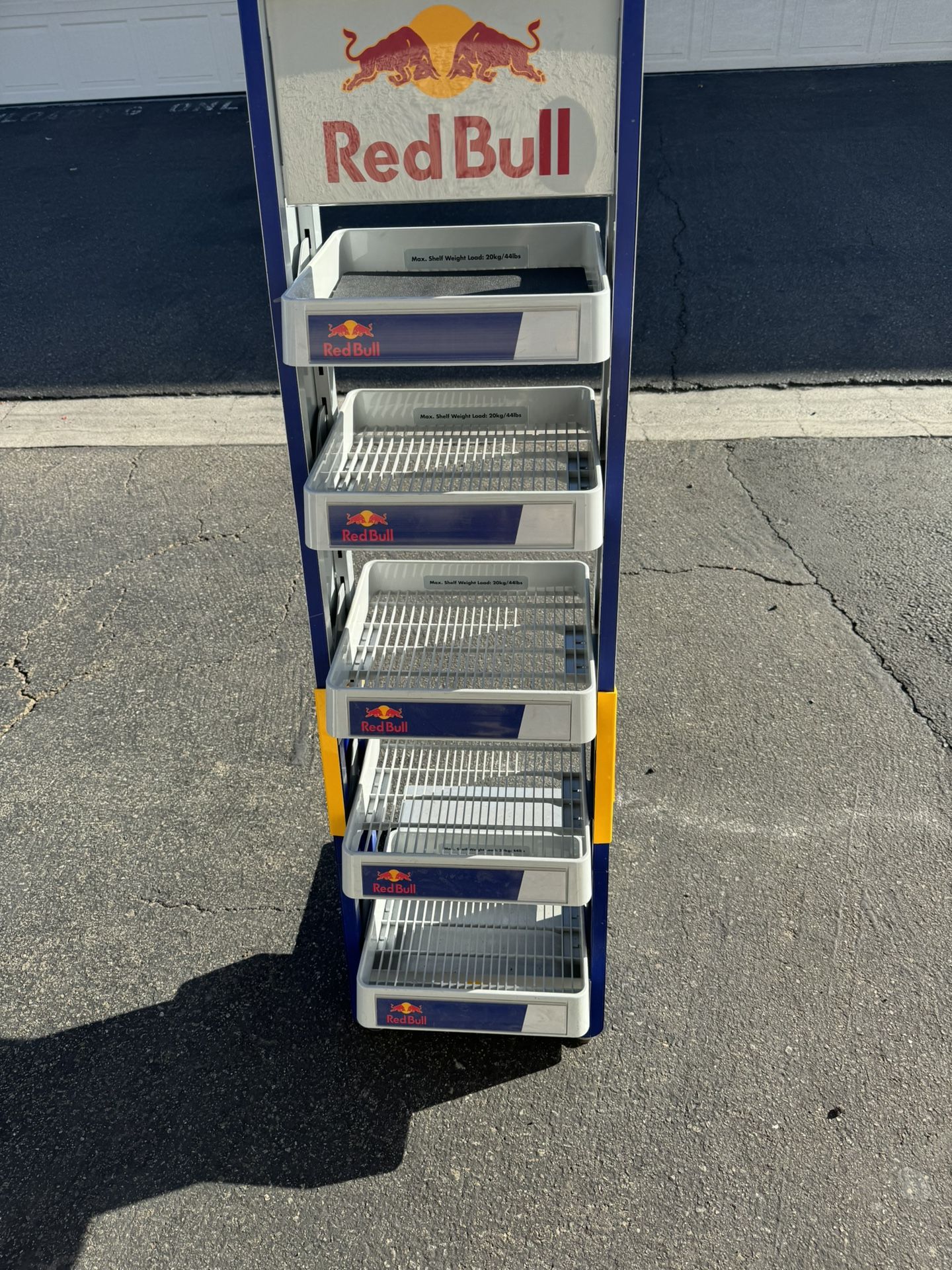 Redbull Shelves