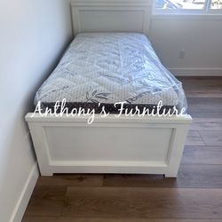 White Twin Size Bed & Bamboo Mattress 