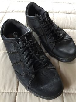 GREAT DOC MARTENS. LIKE NEW. SAVE.