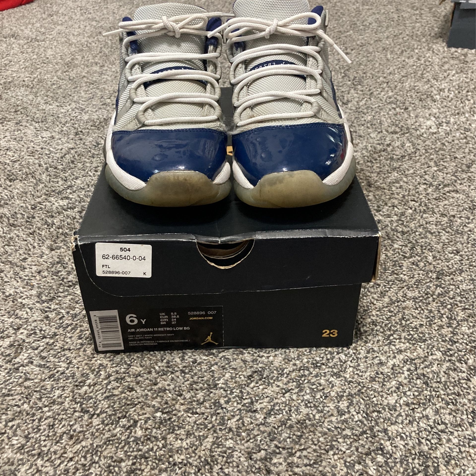 Air Jordan 11 Retro “Georgetown” (U.S. Size 6)