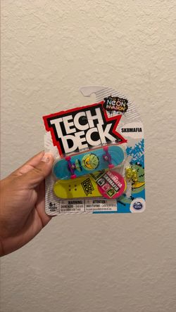 Tech Deck SK8Mafia Neon Invasion Fingerboard