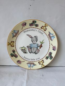 Retired Vintage 2003 Royal Worcester Fine Bone China Days of the Week by Jenny Barnard “Wednesday’s Child… Knows Little Woe” Plate