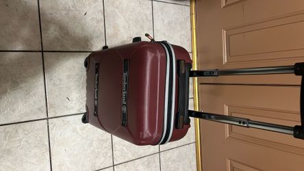 22 inches carry on Timberland luggage