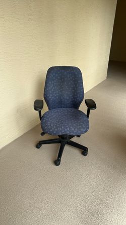 Blue Fabric Office Chair with Armrests
