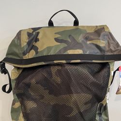 Supreme x North Face Waterproof Backpacls