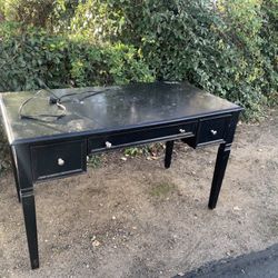 Free Desk